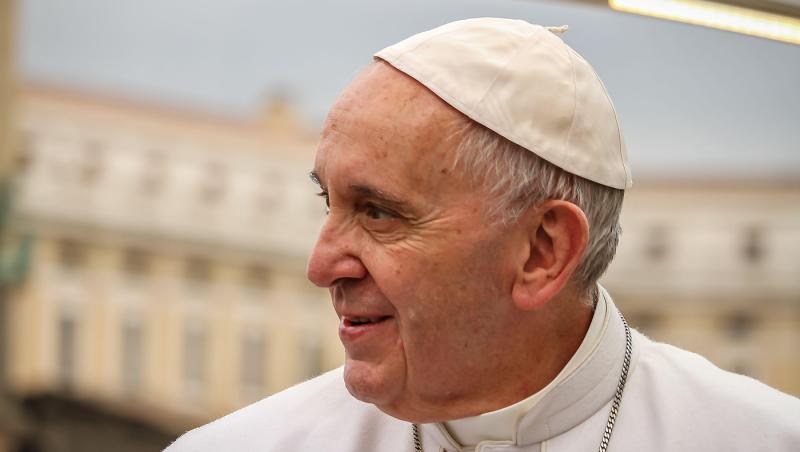 Ce ultim gest impresionant a făcut Papa Francisc pentru copiii din Fâșia Gaza. Un papamobil devine salvarea micuților