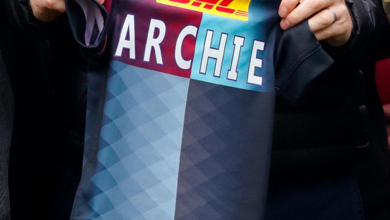 Prințul Archie a împlinit 6 ani. Ce fotografie a apărut recent pe contul Ducesei de Sussex