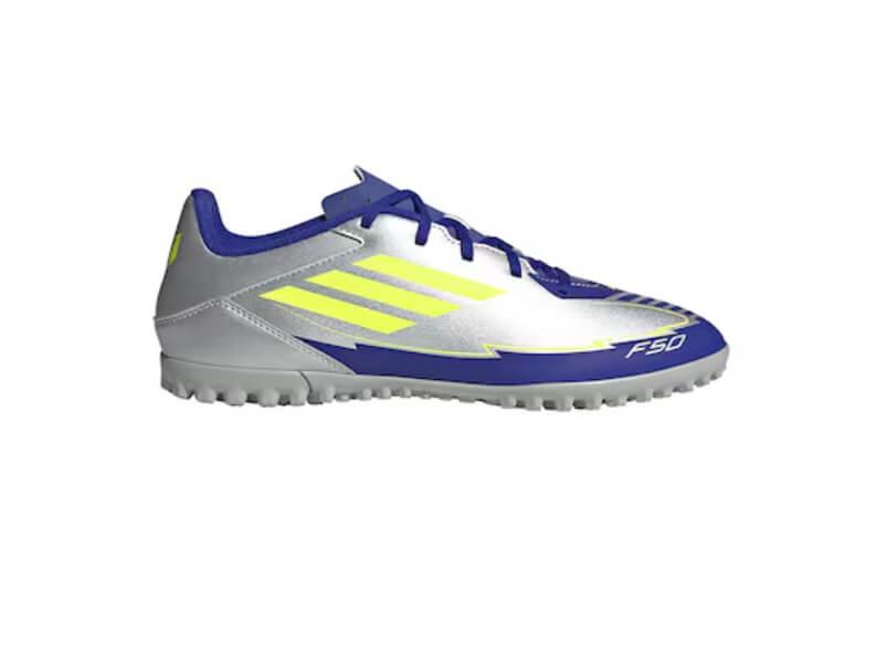 Cele mai bune ghete de fotbal pentru bărbați! Unde poți găsi calitate și confort și la ce trebuie să fii atent când alegi perechea