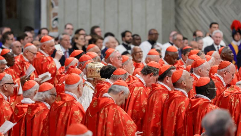 Alegerea Noului Papă 2025: Conclavul de la Vatican, reunit în Capela Sixtină