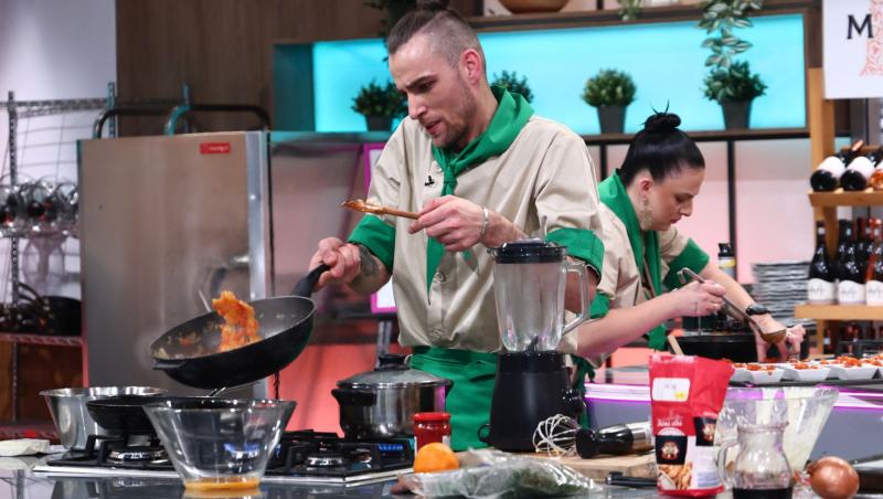 Chefi la cuțite, lider de audiență cu ediția de ieri.Diseară: al10-lea battle, o epopee culinară cu meniu grecesc și iz de amuletă