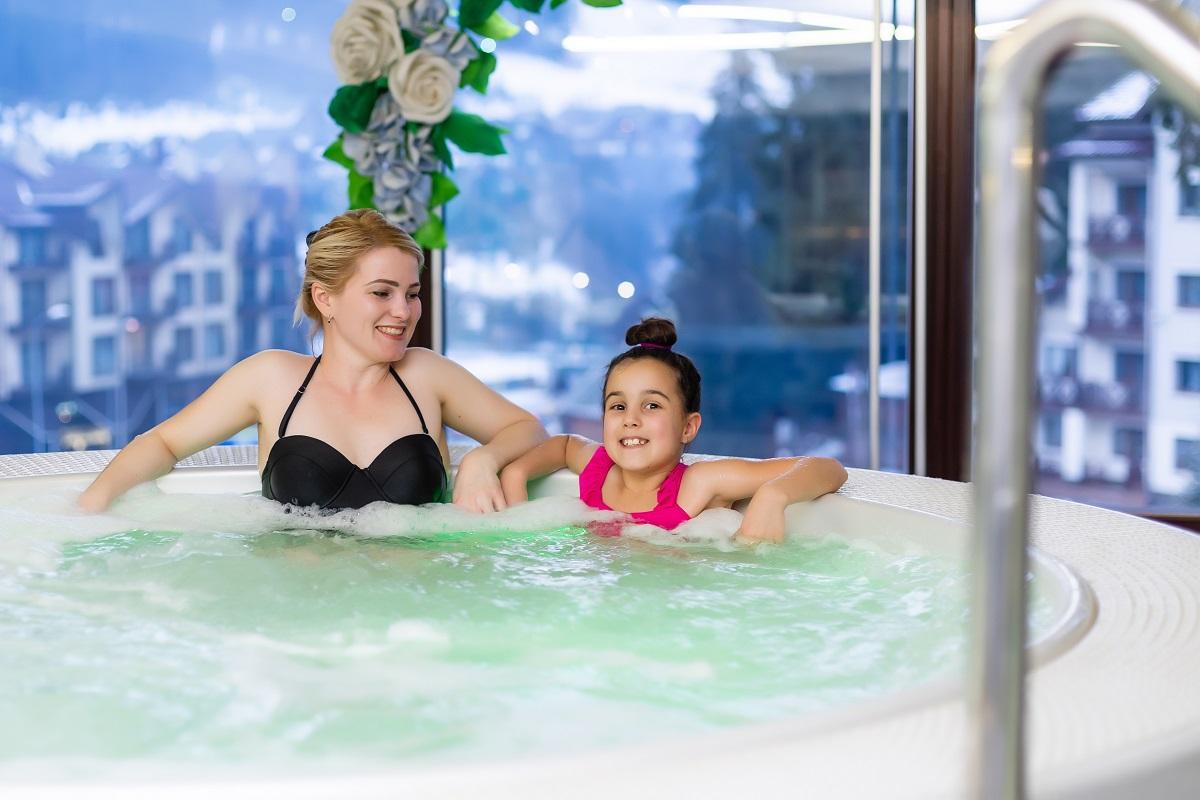 Reguli de siguranță pentru copii în jacuzzi