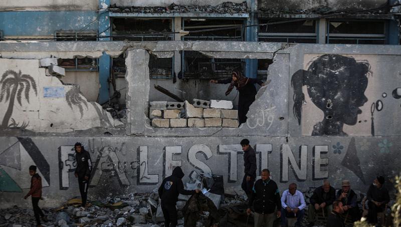 Nouă cetățeni români și familiile acestora, evacuați din Fâșia Gaza. Ce mesaje a transmis MAE