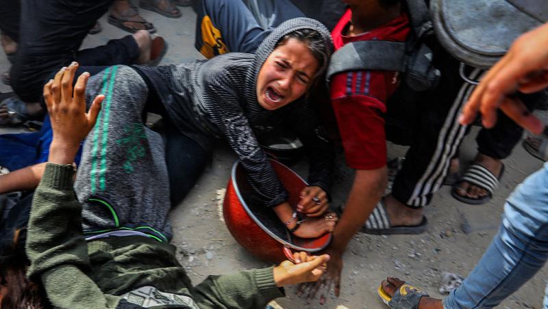 Nouă cetățeni români și familiile acestora, evacuați din Fâșia Gaza. Ce mesaje a transmis MAE