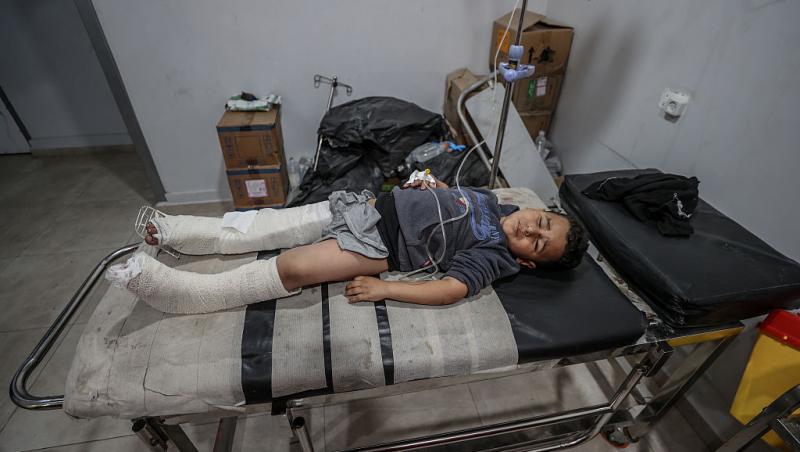 Nouă cetățeni români și familiile acestora, evacuați din Fâșia Gaza. Ce mesaje a transmis MAE