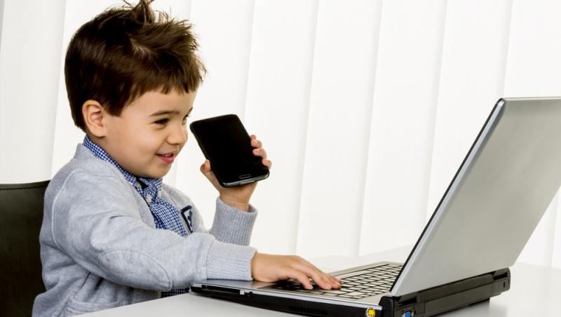 Isprava unui băiețel a costat-o pe mama sa mai bine de 4.000 de dolari: „Când am văzut suma, era să leșin”