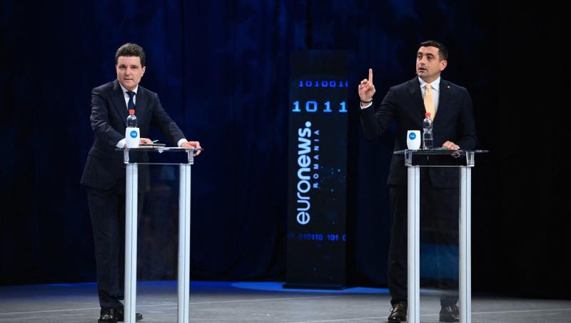 Cum a apărut Ilinca Simion la dezbaterea prezidențială de pe 8 mai 2025. Ținuta soției lui George Simion a atras toate privirile