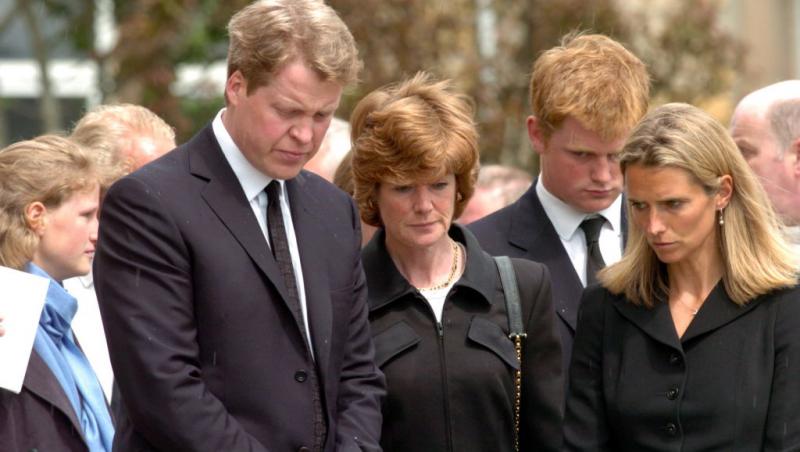 Cum arată sora Prințesei Diana la 70 de ani. A apărut în compania Regelui Charles al III-lea. Ce legătură este între ei