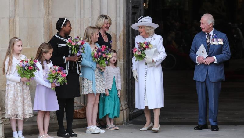 Cum arată sora Prințesei Diana la 70 de ani. A apărut în compania Regelui Charles al III-lea. Ce legătură este între ei