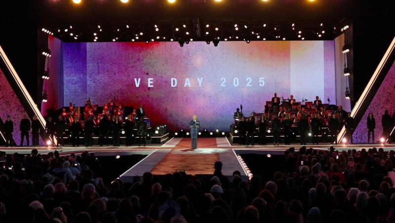 Cum arată sora Prințesei Diana la 70 de ani. A apărut în compania Regelui Charles al III-lea. Ce legătură este între ei