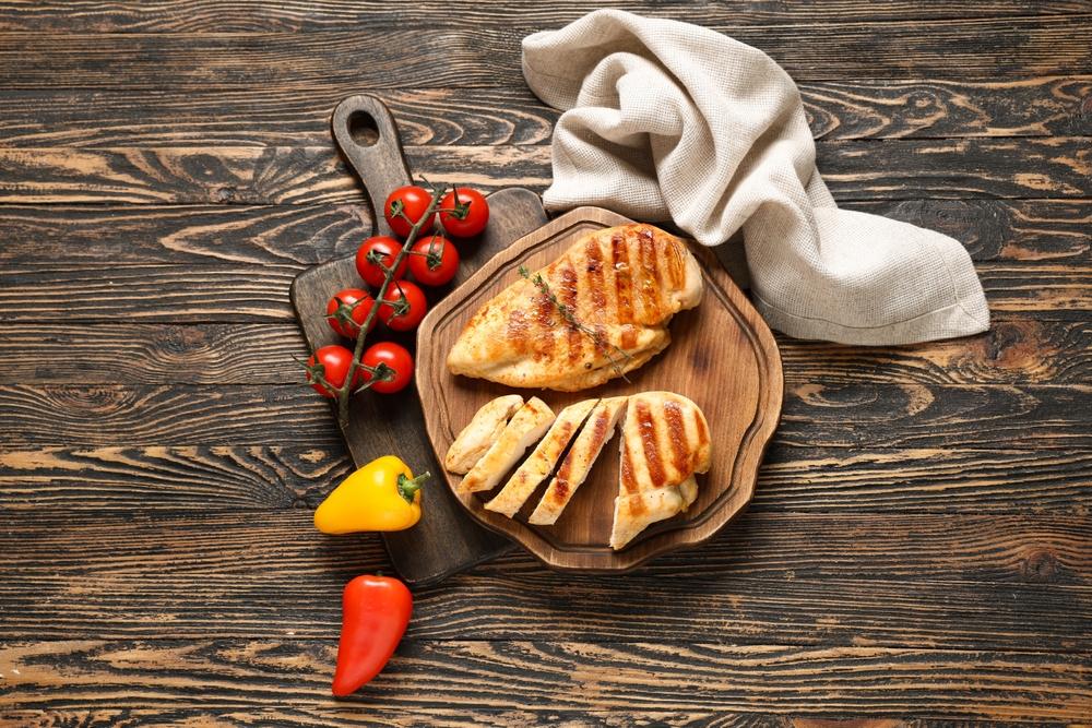 Cum se gătește corect pieptul de pui la cuptor