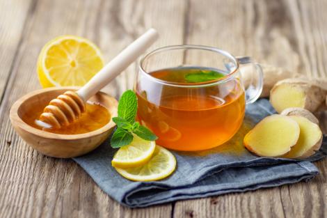 Remedii naturale pentru laringită. Cum pot acționa asupra corzilor vocale