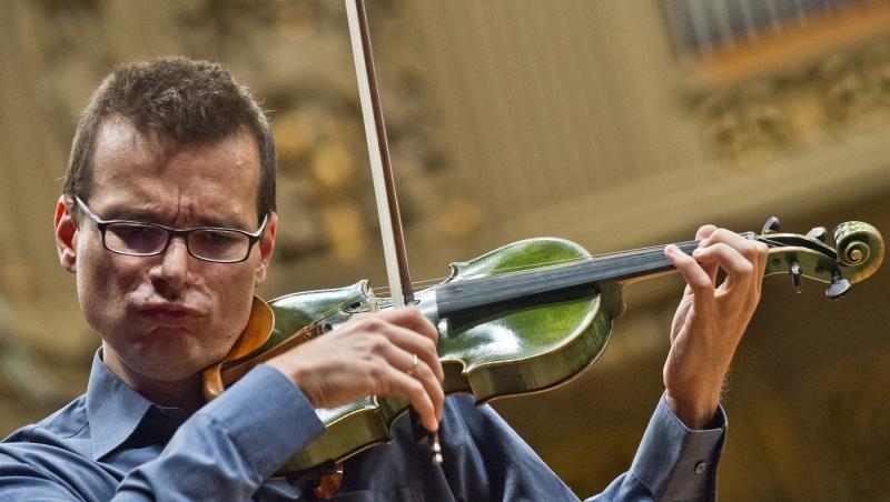 Un violonist român a cântat în fața noului Suveran Pontif. Cum a fost atmosfera din Capela Sixtină