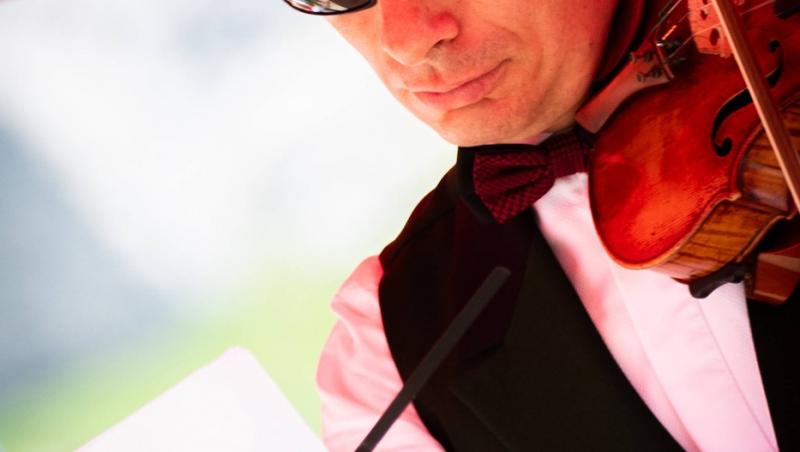 Un violonist român a cântat în fața noului Suveran Pontif. Cum a fost atmosfera din Capela Sixtină