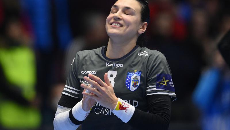 Cristina Neagu a strălucit la petrecerea organizată în cinstea sa. Apariție rară pentru marea handbalistă