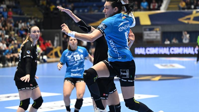 Cristina Neagu a strălucit la petrecerea organizată în cinstea sa. Apariție rară pentru marea handbalistă