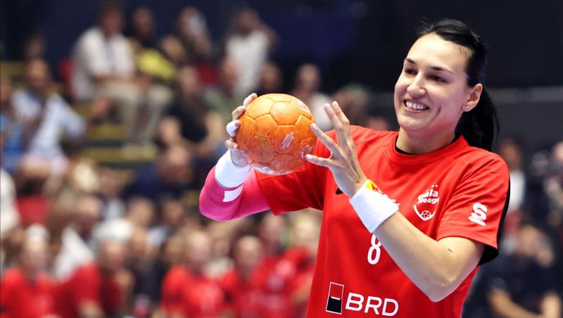 Cristina Neagu a strălucit la petrecerea organizată în cinstea sa. Apariție rară pentru marea handbalistă