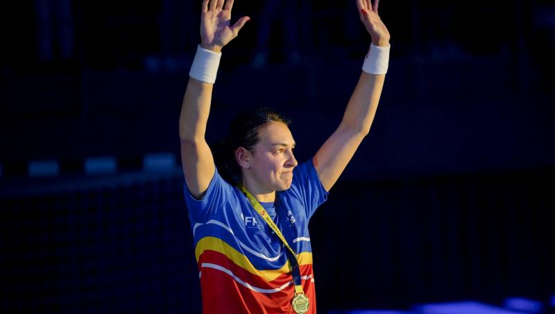 Cristina Neagu a strălucit la petrecerea organizată în cinstea sa. Apariție rară pentru marea handbalistă