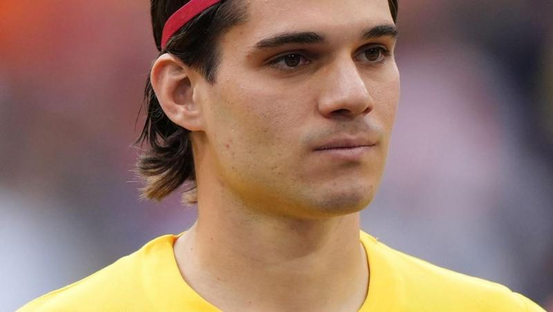 Ianis Hagi, declarații în premieră înainte să devină tată pentru prima oară. Elena, soția lui, s-a afișat cu burtica de gravidă