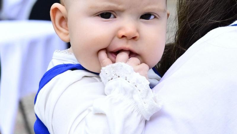 Cât de mare a crescut fiica Prințului Carl al Suediei. Micuța a participat la primul eveniment regal