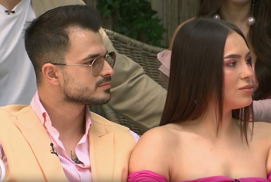 Mireasa sezonul 11. Adrian și Emma, sancționați dur după ce au încălcat regulamentul. Cei doi au vorbit codat