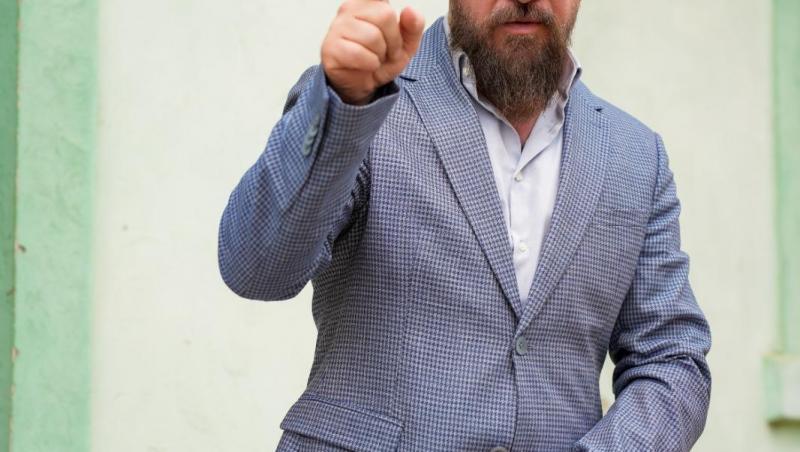 Interviu cu Andrei Coman. Actorul din rolul lui Puiu din Iubire cu parfum de lavandă a povestit despre provocările rolului său