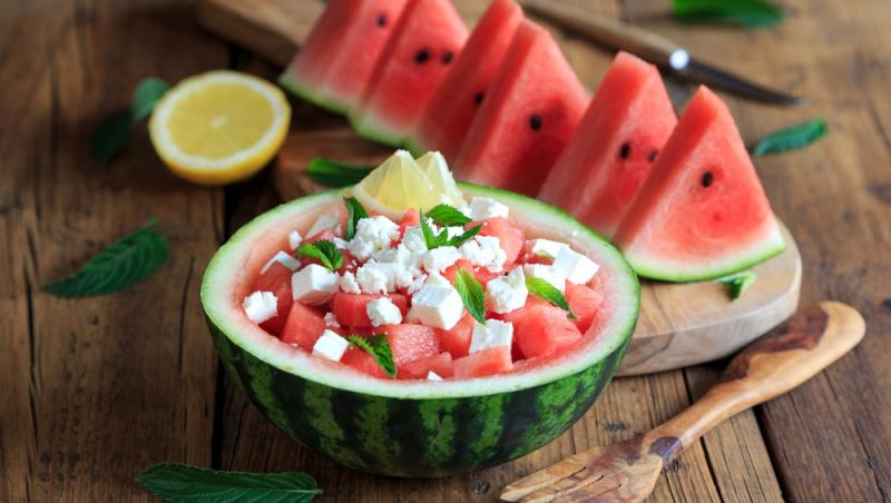 Au apărut pepenii de Dăbuleni pe piață. Cu cât se vinde kilogramul