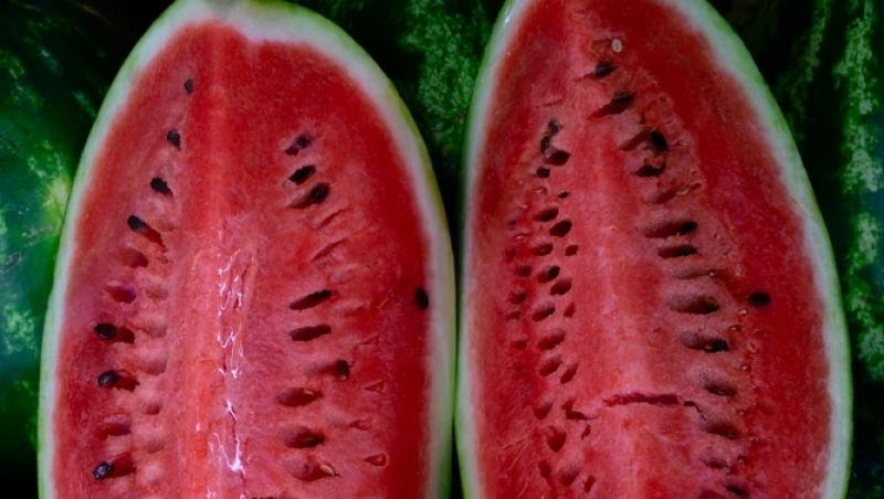 Au apărut pepenii de Dăbuleni pe piață. Cu cât se vinde kilogramul