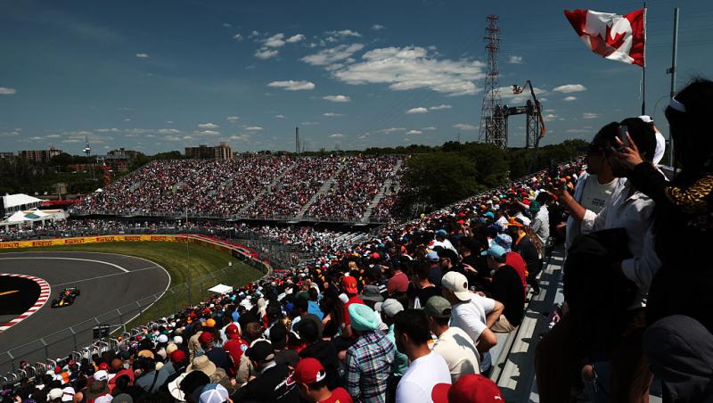 Vezi acum calificările din Formula 1™ pentru Marele Premiu al Canadei.Bătălia pentru pole este LIVE în AntenaPLAY și pe Antena3CNN