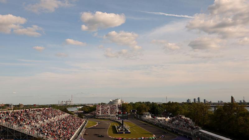 Vezi acum calificările din Formula 1™ pentru Marele Premiu al Canadei.Bătălia pentru pole este LIVE în AntenaPLAY și pe Antena3CNN