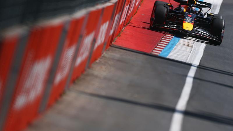 Vezi acum calificările din Formula 1™ pentru Marele Premiu al Canadei.Bătălia pentru pole este LIVE în AntenaPLAY și pe Antena3CNN
