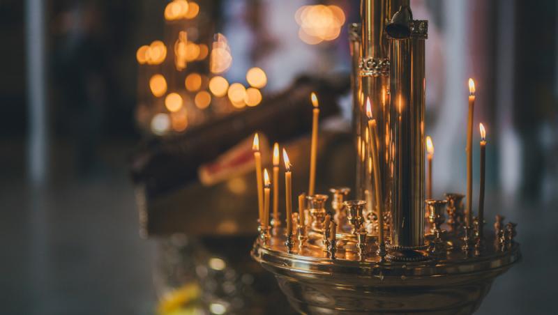 Tradiții și obiceiuri importante în timpul postului Sfinților Petru și Pavel. Când începe și ce rugăciune se rostește