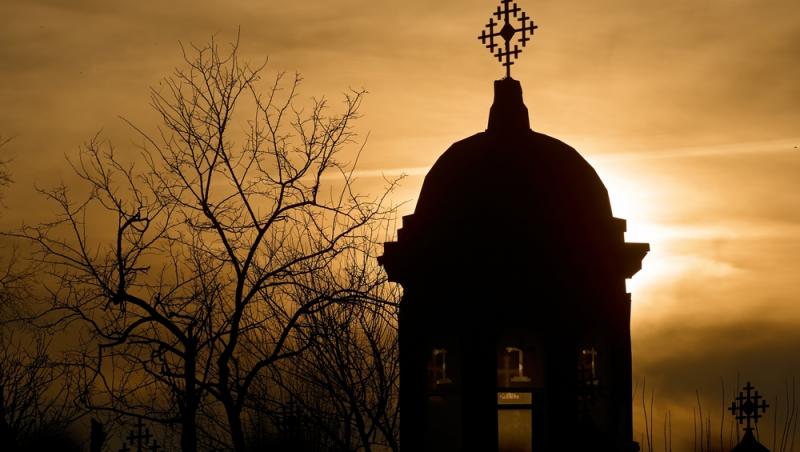 Tradiții și obiceiuri importante în timpul postului Sfinților Petru și Pavel. Când începe și ce rugăciune se rostește