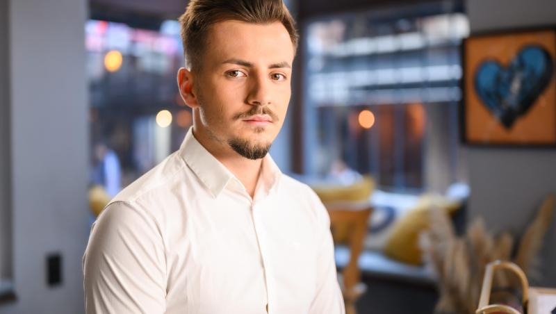 Mireasa, sezon 6. Cosmin Munteanu s-a căsătorit civil cu aleasa inimii lui. Imagini de la eveniment