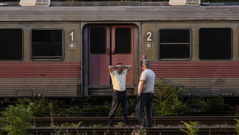 CFR Călători dezminte acum falimentul și sistarea activității. Ce discuții au loc pentru redresarea situației financiare