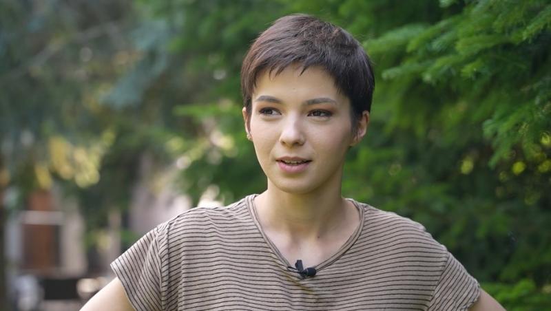 Interviu cu Karina Jianu. Actrița din Ana, Mi-ai fost scrisă în ADN răspunde la o serie de întrebări-oracol: „Eu doar mă joc”