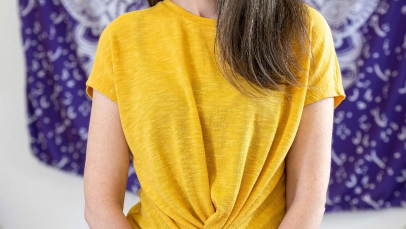 Ea este femeia care este plătită cu 85 de lire pentru o îmbrățișare. Cum e posibil și ce e fenomenul de 