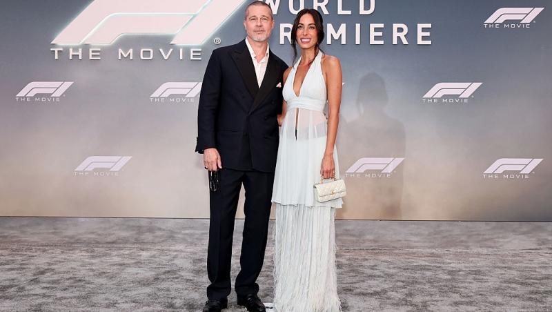 Brad Pitt alături de actuala lui parteneră, Ines de Ramon,  îmbrăcați elegant la premiera F1