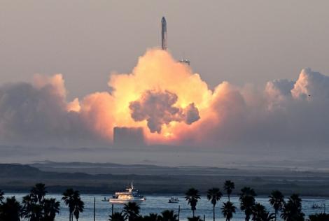 O rachetă SpaceX a explodat înainte să decoleze. Ce s-a întâmplat la baza Starbase