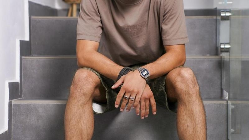 Foto-ghici. Băiețelul din imagine a ajuns un tânăr actor de succes. Cine îl recunoaște pe ”fiul” Alinei Chivulescu