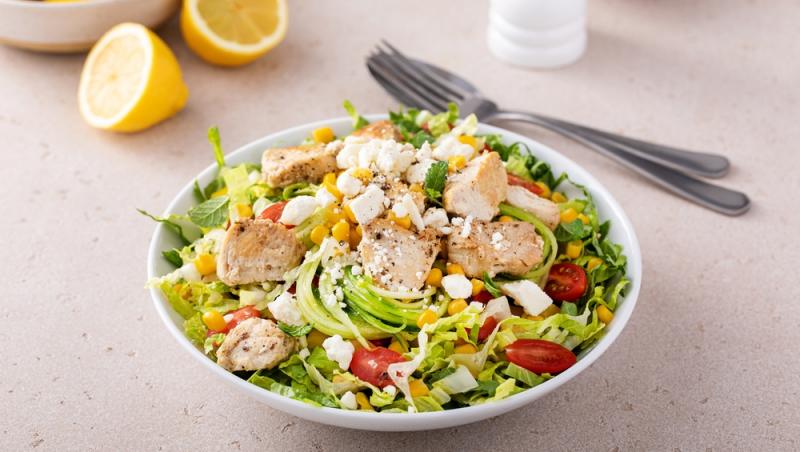 Salată de pui la grătar