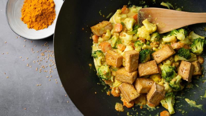 Tofu cu broccoli