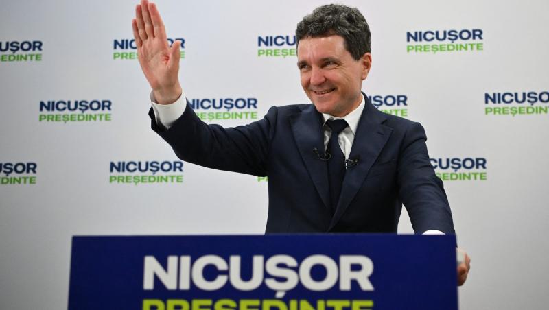 Nicușor Dan și-a depus declarația de avere. Au fost trecute și cele 400 de persoane care l-au împrumutat în campanie