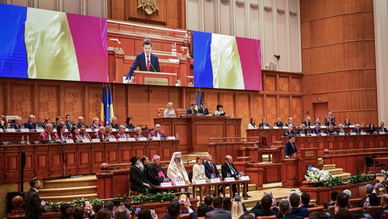 Nicușor Dan și-a depus declarația de avere. Au fost trecute și cele 400 de persoane care l-au împrumutat în campanie