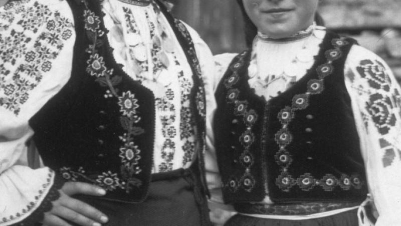 Ziua Universală a Iei. Cum este celebrată în toată țara cămașa tradițională pe 24 iunie