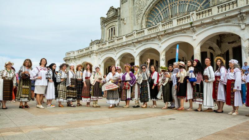 Ziua Universală a Iei. Cum este celebrată în toată țara cămașa tradițională pe 24 iunie