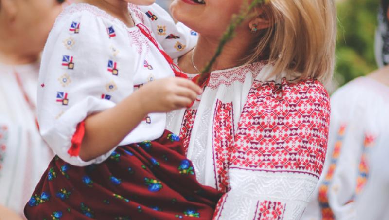 Ziua Universală a Iei. Cum este celebrată în toată țara cămașa tradițională pe 24 iunie