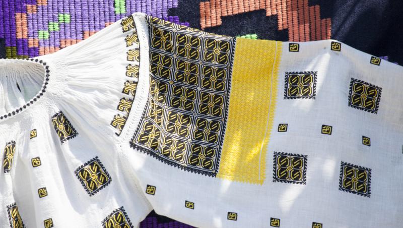 Ziua Universală a Iei. Cum este celebrată în toată țara cămașa tradițională pe 24 iunie