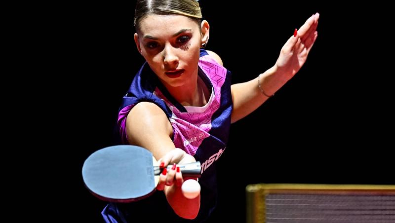 Bernadette Szőcs a încins atmosfera la plajă. Cea mai bună jucătoare de tenis de masă din România, așa cum puțini o știu