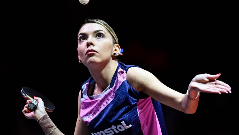 Bernadette Szőcs a încins atmosfera la plajă. Cea mai bună jucătoare de tenis de masă din România, așa cum puțini o știu